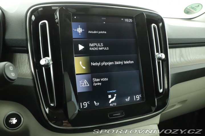 Volvo Ostatní modely XC40  T5 AWD 2020