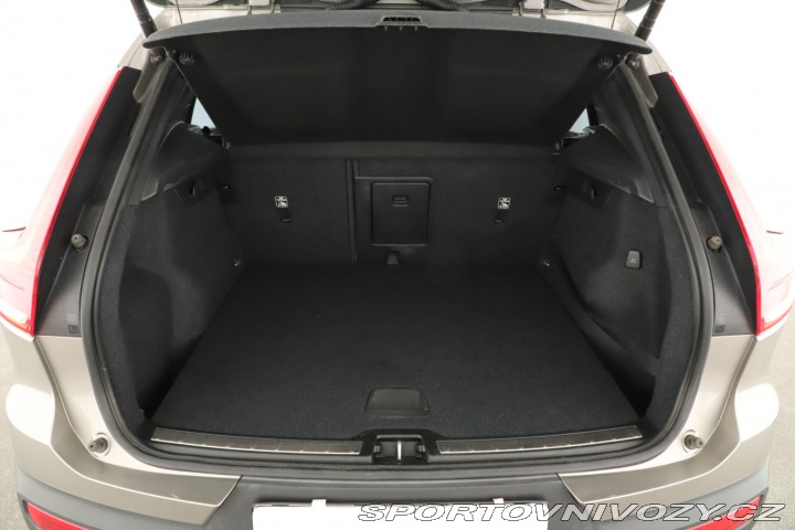 Volvo Ostatní modely XC40  T5 AWD 2020