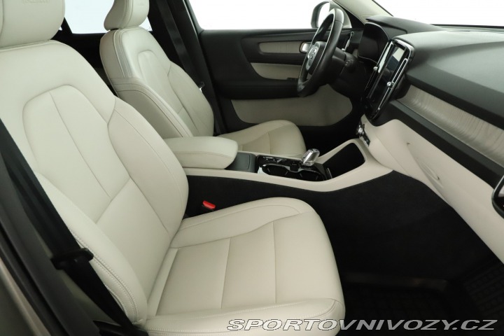 Volvo Ostatní modely XC40  T5 AWD 2020