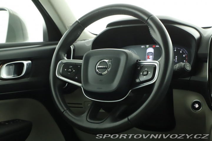Volvo Ostatní modely XC40  T5 AWD 2020
