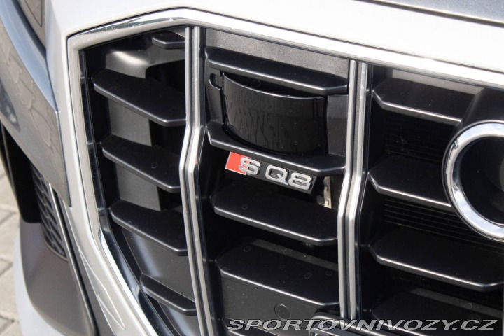 Audi SQ8 4.0 TFSI quattro tiptron 2021