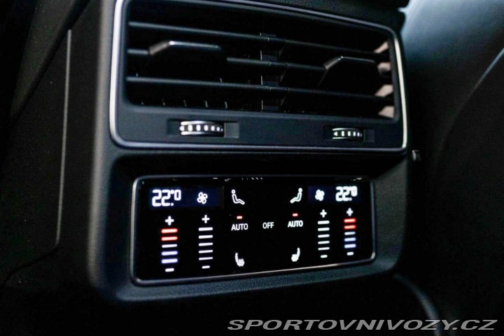 Audi SQ8 4.0 TFSI quattro tiptron 2021