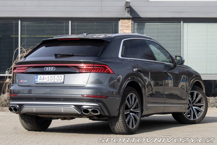 Audi SQ8 4.0 TFSI quattro tiptron 2021
