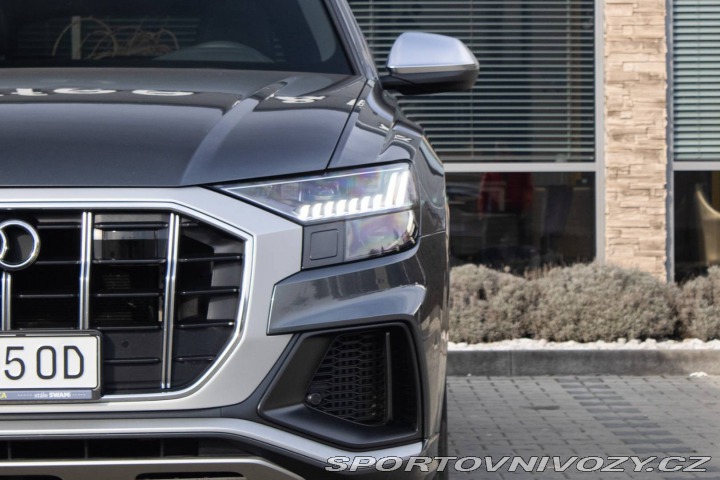 Audi SQ8 4.0 TFSI quattro tiptron 2021