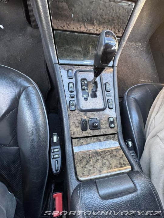 Mercedes-Benz Ostatní modely 3,2   w210 E320 2001