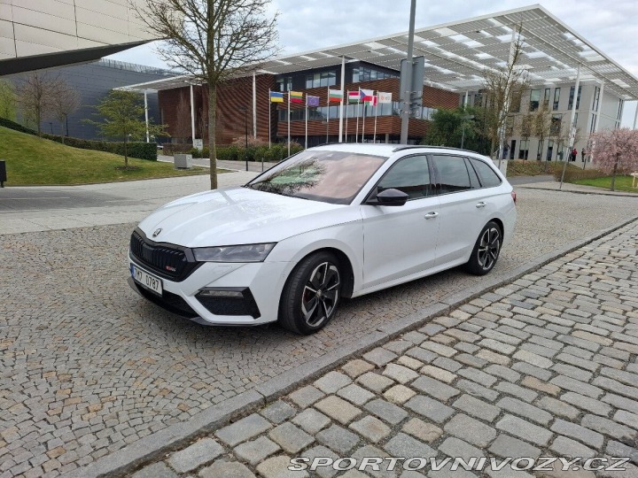 Škoda Ostatní modely Octavia RS, 4x4, Matrix, tažné, z 1800