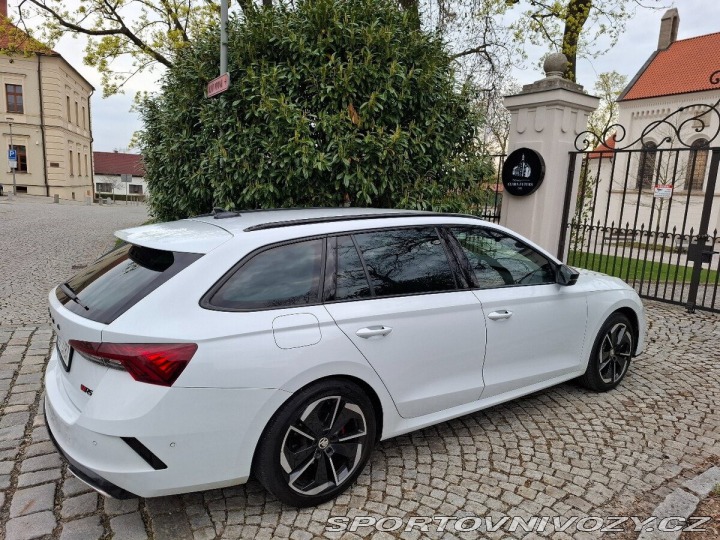 Škoda Ostatní modely Octavia RS, 4x4, Matrix, tažné, z 1800