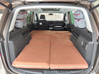 Volkswagen Ostatní modely Sharan 2,0   tdi 2012