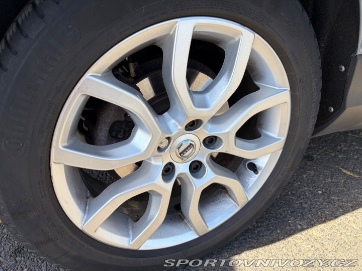 Volvo V40 2,0   D3 110kW AT Nez. To 2016