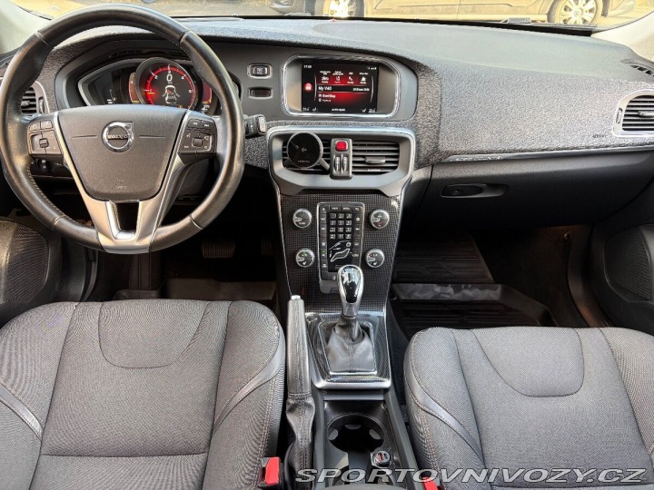 Volvo V40 2,0   D3 110kW AT Nez. To 2016