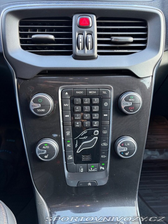 Volvo V40 2,0   D3 110kW AT Nez. To 2016