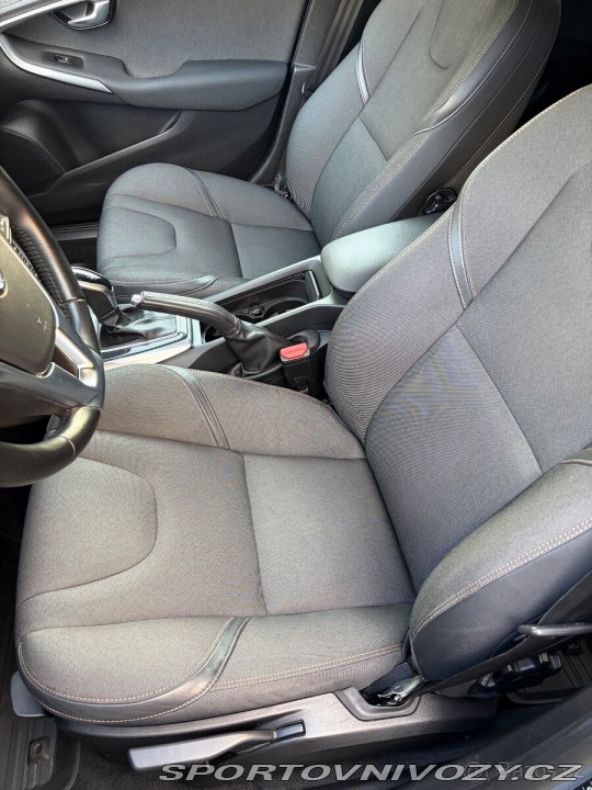 Volvo V40 2,0   D3 110kW AT Nez. To 2016