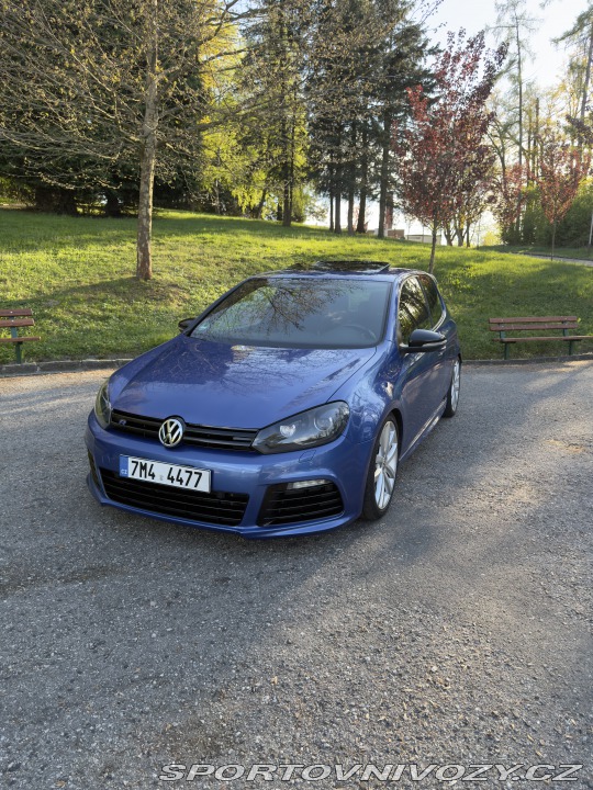 Volkswagen Golf R 2012