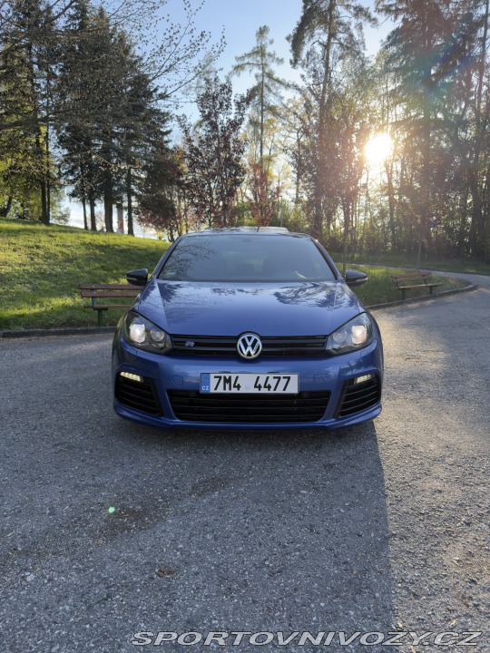 Volkswagen Golf R 2012