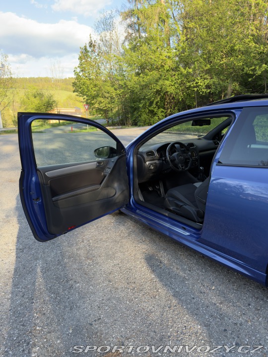 Volkswagen Golf R 2012