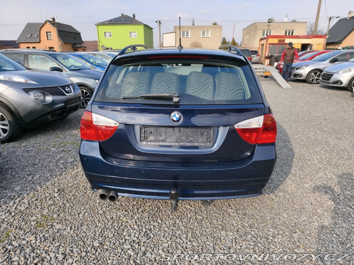 BMW 3 325Xi Mauál, Výhřevy, Pan 2008