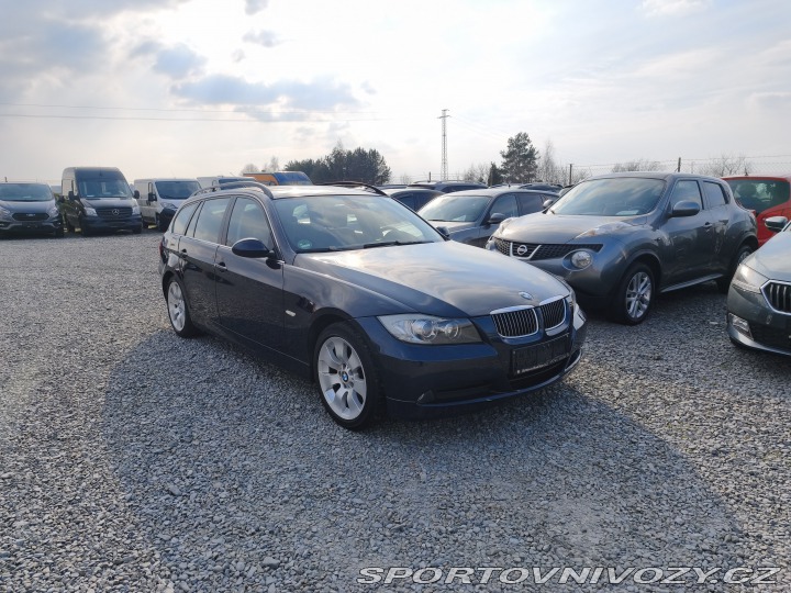 BMW 3 325Xi Mauál, Výhřevy, Pan 2008