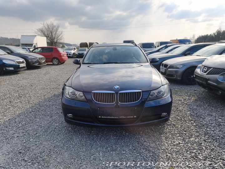 BMW 3 325Xi Mauál, Výhřevy, Pan 2008