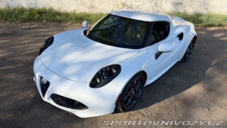 Alfa Romeo 4C  2016