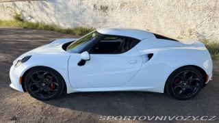 Alfa Romeo 4C  2016