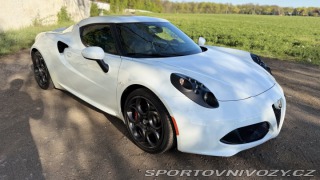 Alfa Romeo 4C  2016