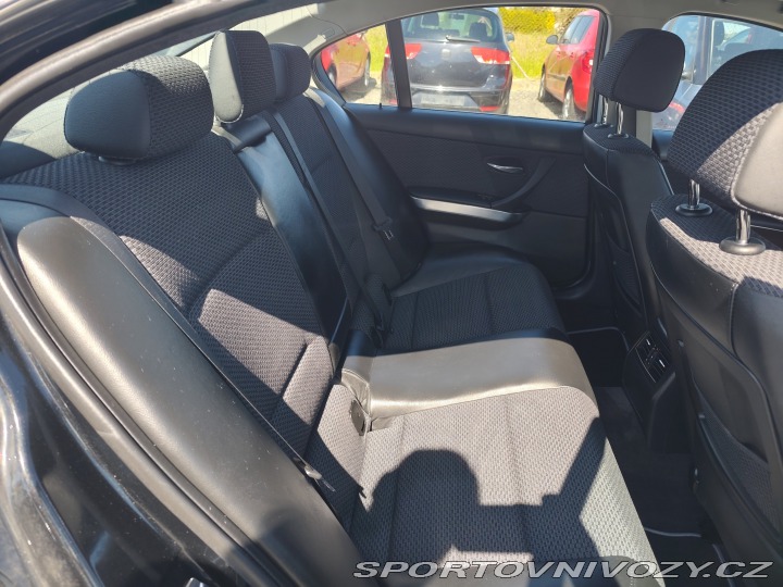 BMW 3 325D Manuál, Malé Km, Kli 2009