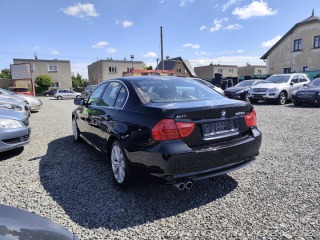 BMW 3 325D Manuál, Malé Km, Kli 2009