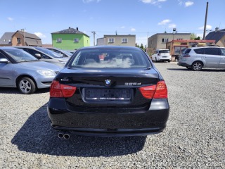 BMW 3 325D Manuál, Malé Km, Kli 2009