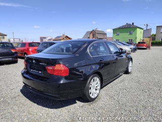 BMW 3 325D Manuál, Malé Km, Kli 2009