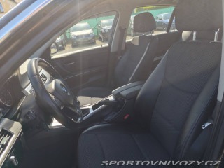 BMW 3 325D Manuál, Malé Km, Kli 2009