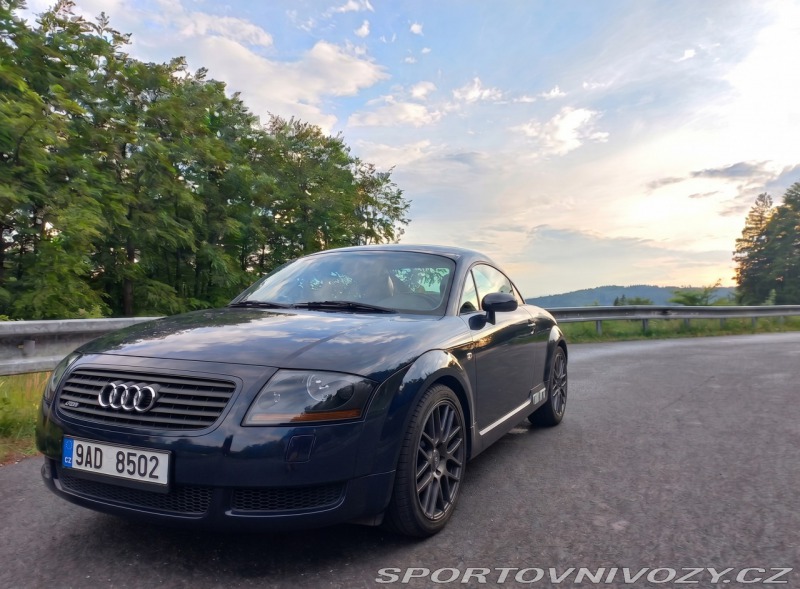 Audi TT 
