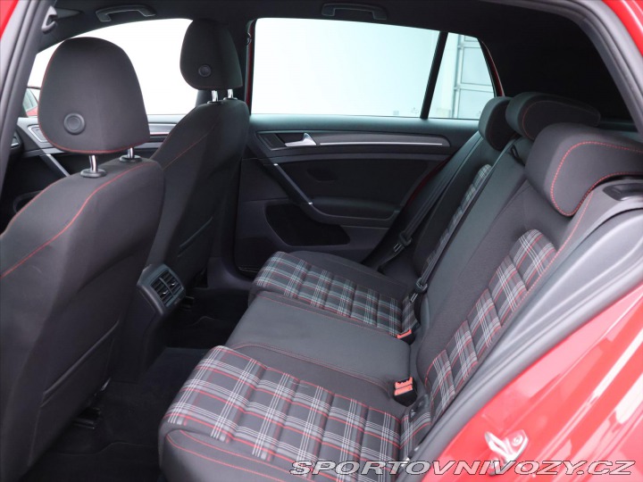 Volkswagen Golf 2,0 TSI GTI 169kW 1.Majit 2017