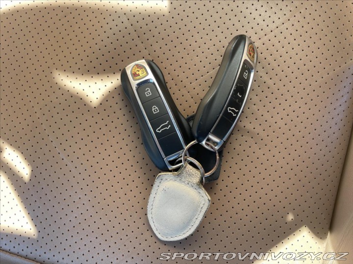 Porsche Cayenne 3,0 V6 Sport Chrono*Panor 2021
