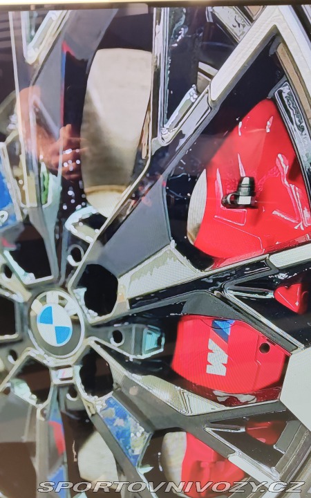 BMW M1 F7 2024