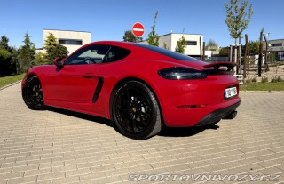 Porsche Cayman 718 2021