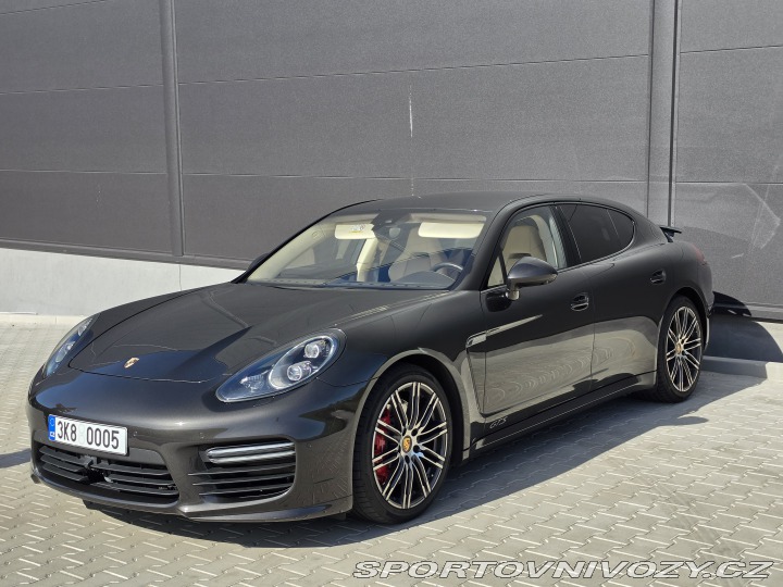Porsche Panamera GTS 2014