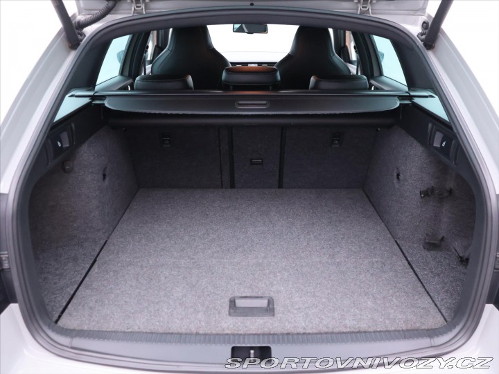 Škoda Octavia RS 2,0 TDI 135kW DSG Webasto 2014