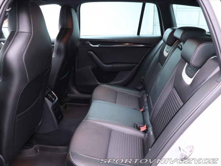 Škoda Octavia RS 2,0 TDI 135kW DSG Webasto 2014