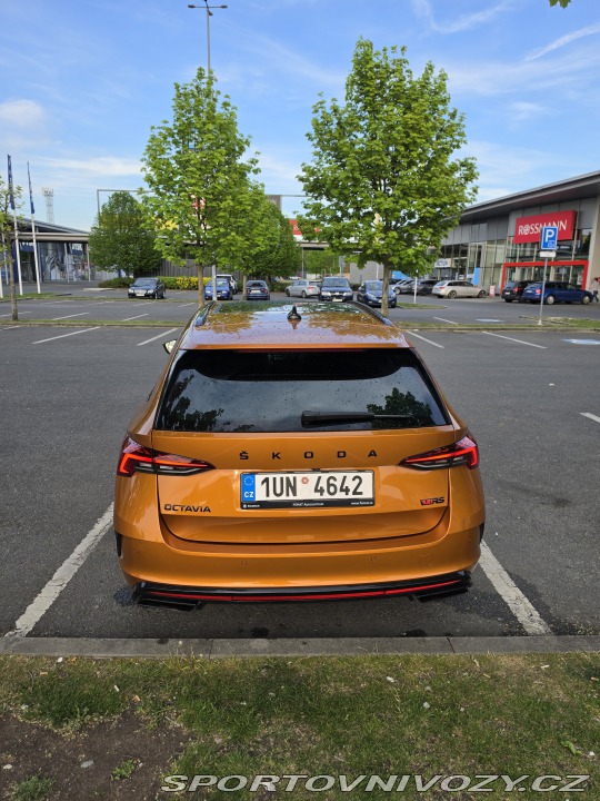 Škoda Octavia RS  2023