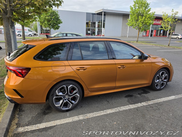 Škoda Octavia RS  2023