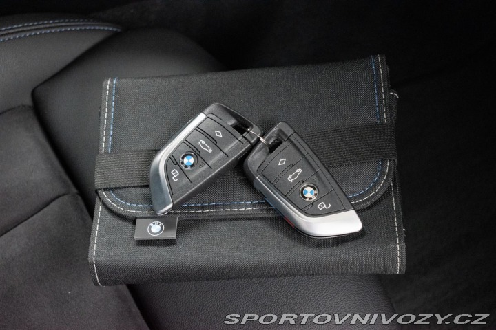 BMW 4 420d xD ///M*TAŽNÉ*ZÁRUKA 2024