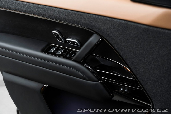 Ostatní značky Ostatní modely Land Rover Range Rover Sport Dynamic SE Hybrid 2025