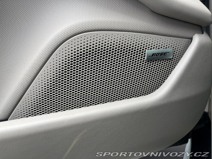 Porsche Taycan 4 Cross Turismo 2024