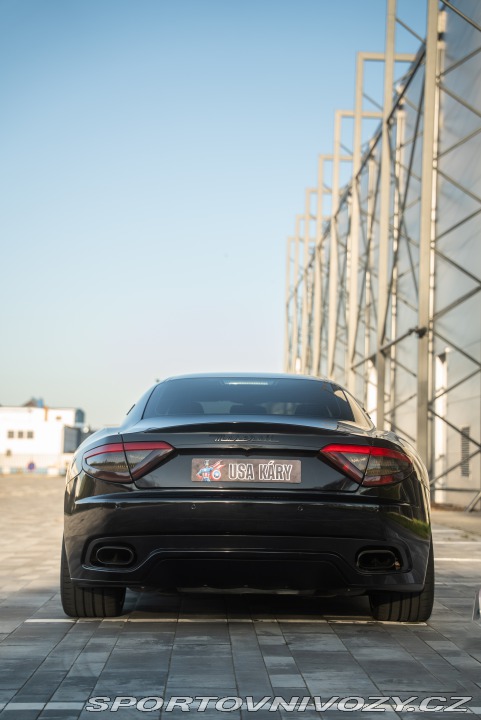 Maserati GranTurismo S 2010