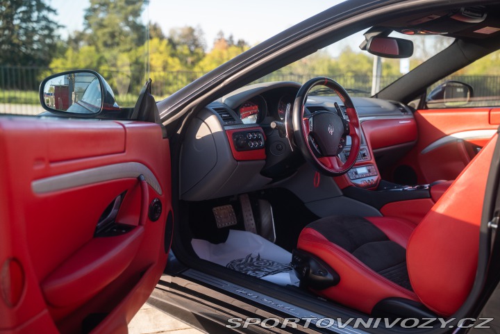 Maserati GranTurismo S 2010