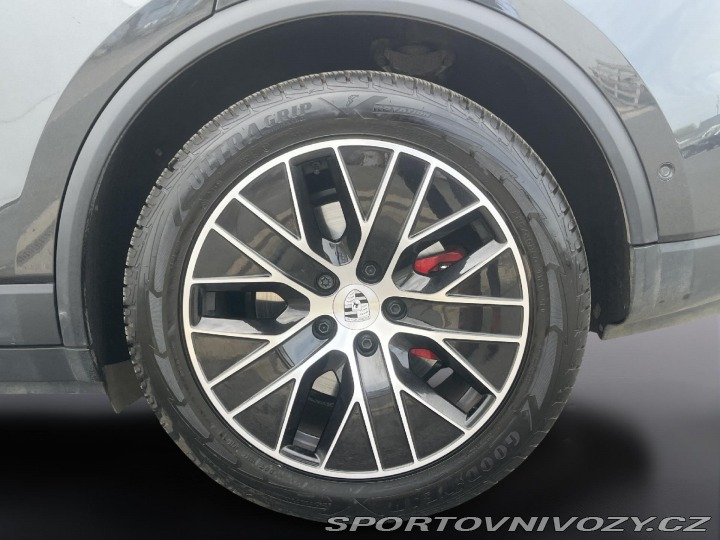 Porsche Macan 4s 2025