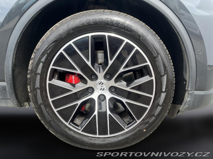 Porsche Macan 4s 2025