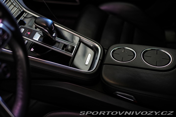 Porsche Panamera ST GTS (4.0 V8 Biturbo 33 2019