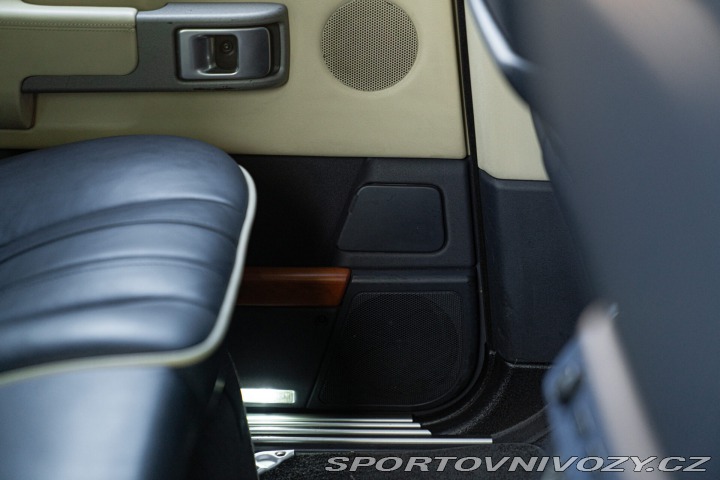 Ostatní značky Ostatní modely Land Rover VOGUE AUTOBIOGRAPHY 2004