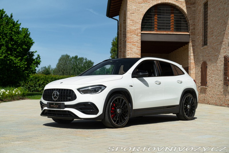 Mercedes-Benz A AMG GLA 45 S